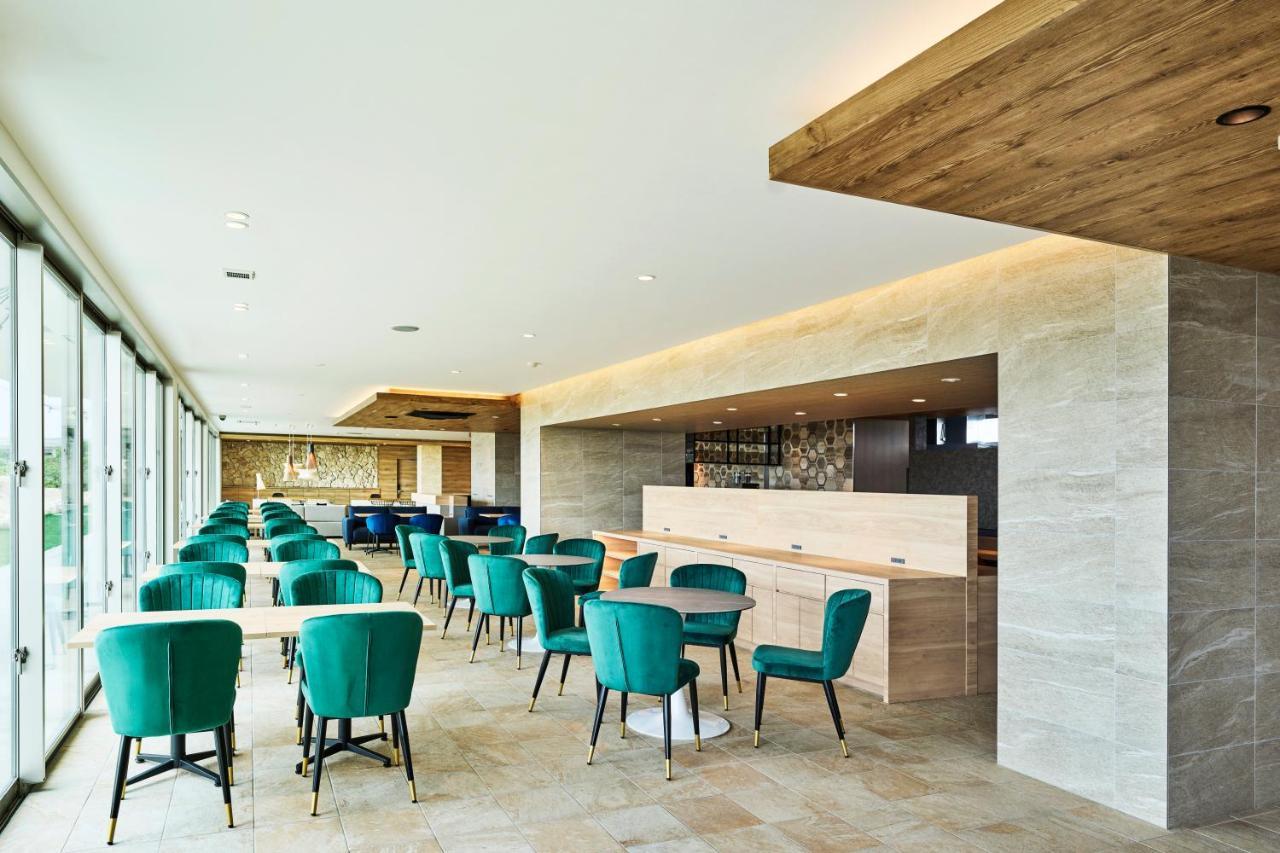 Watermark Hotel Okinawa Miyakojima Exterior foto