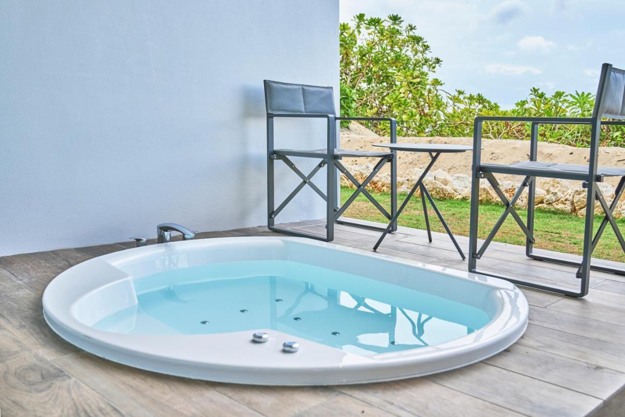 Watermark Hotel Okinawa Miyakojima Exterior foto